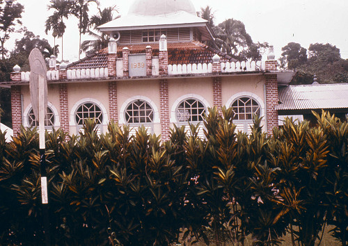L0058.jpg