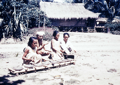 H0011.jpg