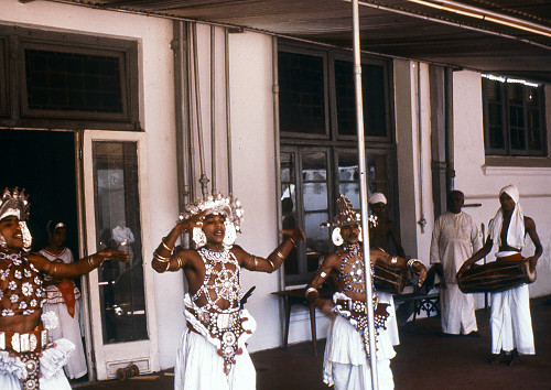 L0014.jpg