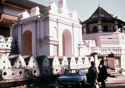 L0016.jpg